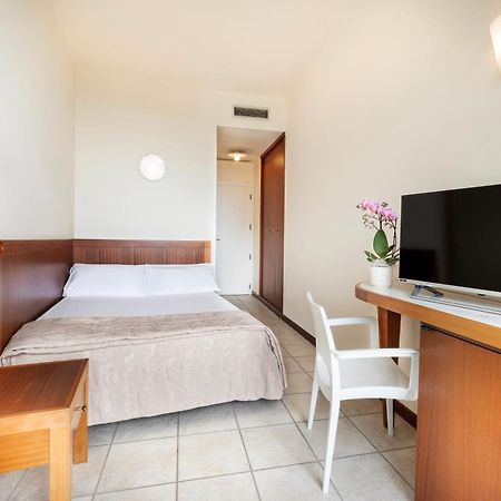 Hotel Bellevue Beach - Sul Mare Milano Marittima Ngoại thất bức ảnh