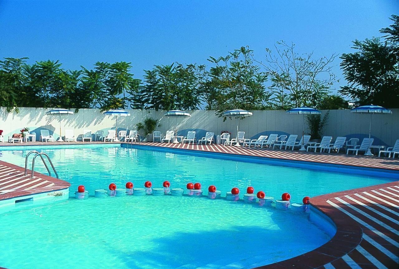 Hotel Bellevue Beach - Sul Mare Milano Marittima Ngoại thất bức ảnh