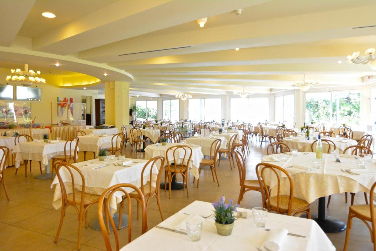 Hotel Bellevue Beach - Sul Mare Milano Marittima Ngoại thất bức ảnh