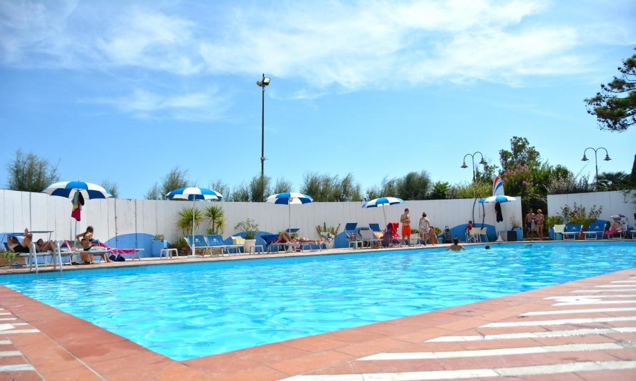 Hotel Bellevue Beach - Sul Mare Milano Marittima Ngoại thất bức ảnh