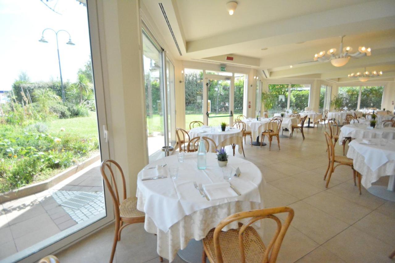 Hotel Bellevue Beach - Sul Mare Milano Marittima Ngoại thất bức ảnh