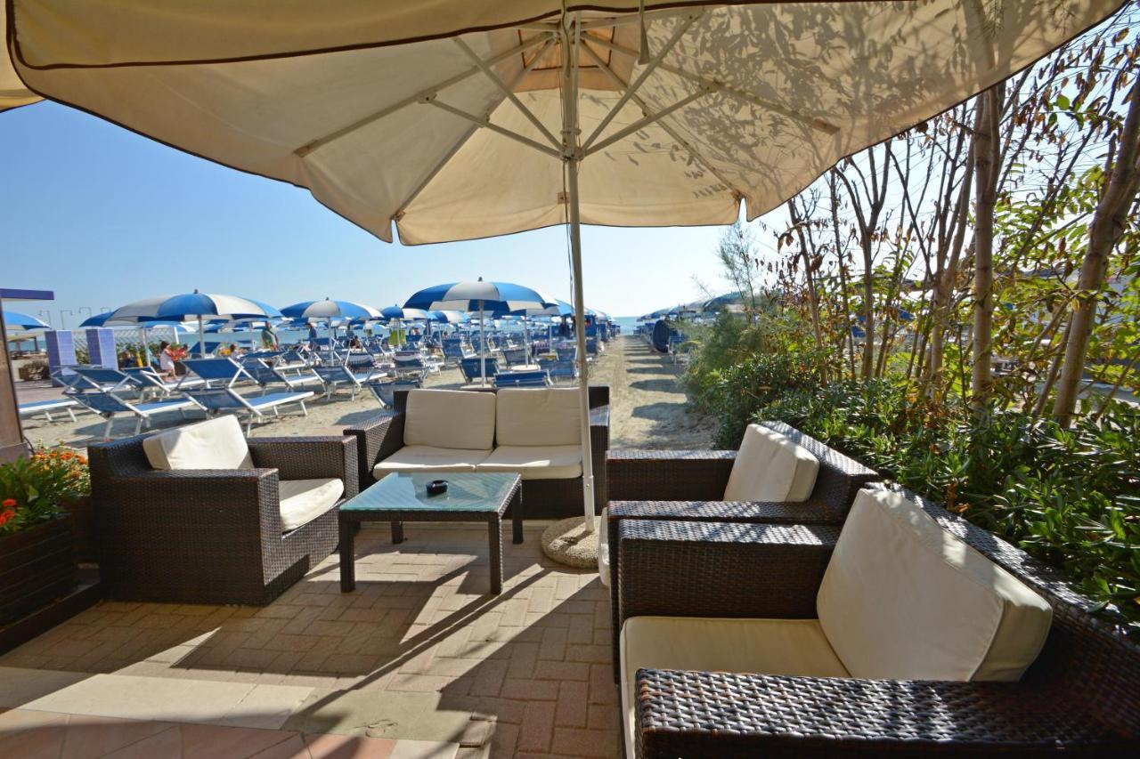 Hotel Bellevue Beach - Sul Mare Milano Marittima Ngoại thất bức ảnh