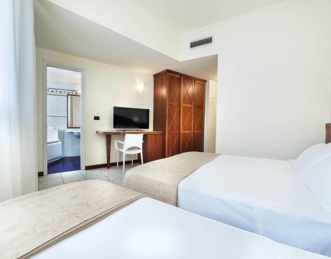 Hotel Bellevue Beach - Sul Mare Milano Marittima Ngoại thất bức ảnh
