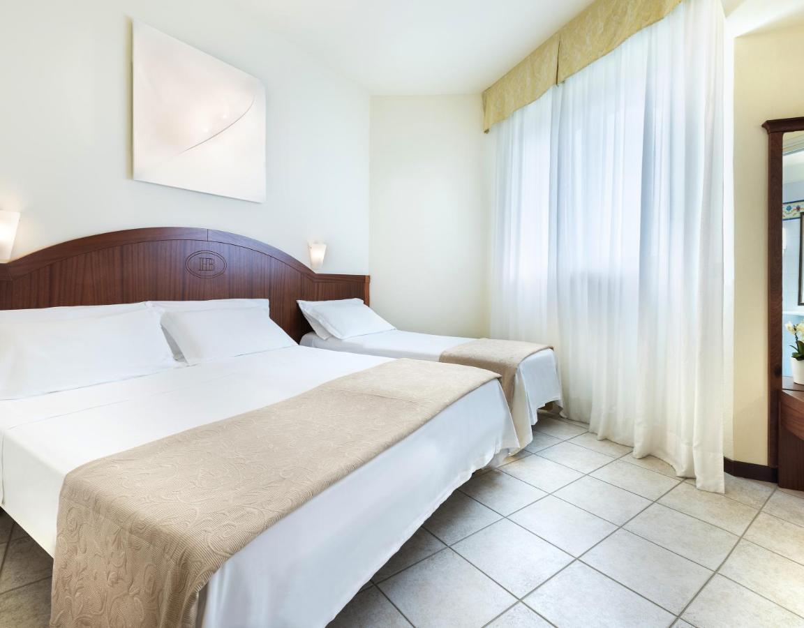 Hotel Bellevue Beach - Sul Mare Milano Marittima Ngoại thất bức ảnh