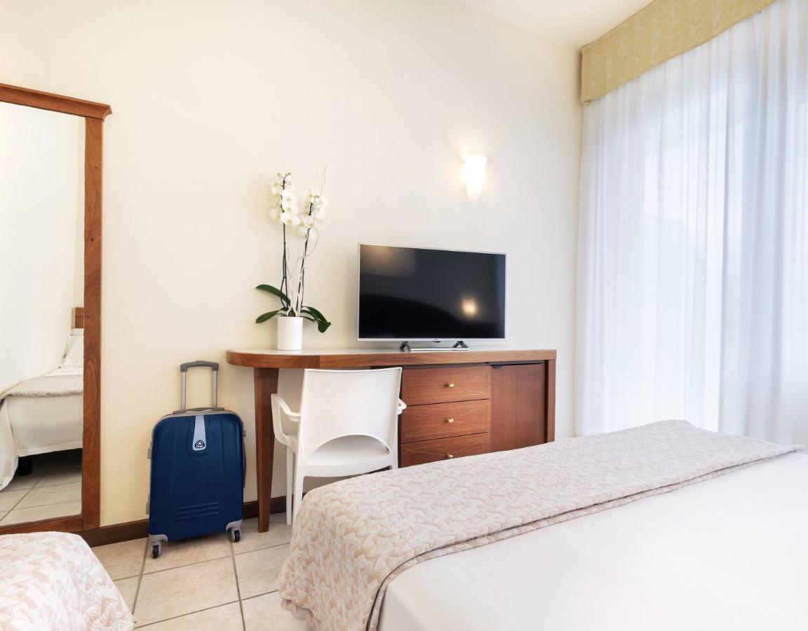 Hotel Bellevue Beach - Sul Mare Milano Marittima Ngoại thất bức ảnh