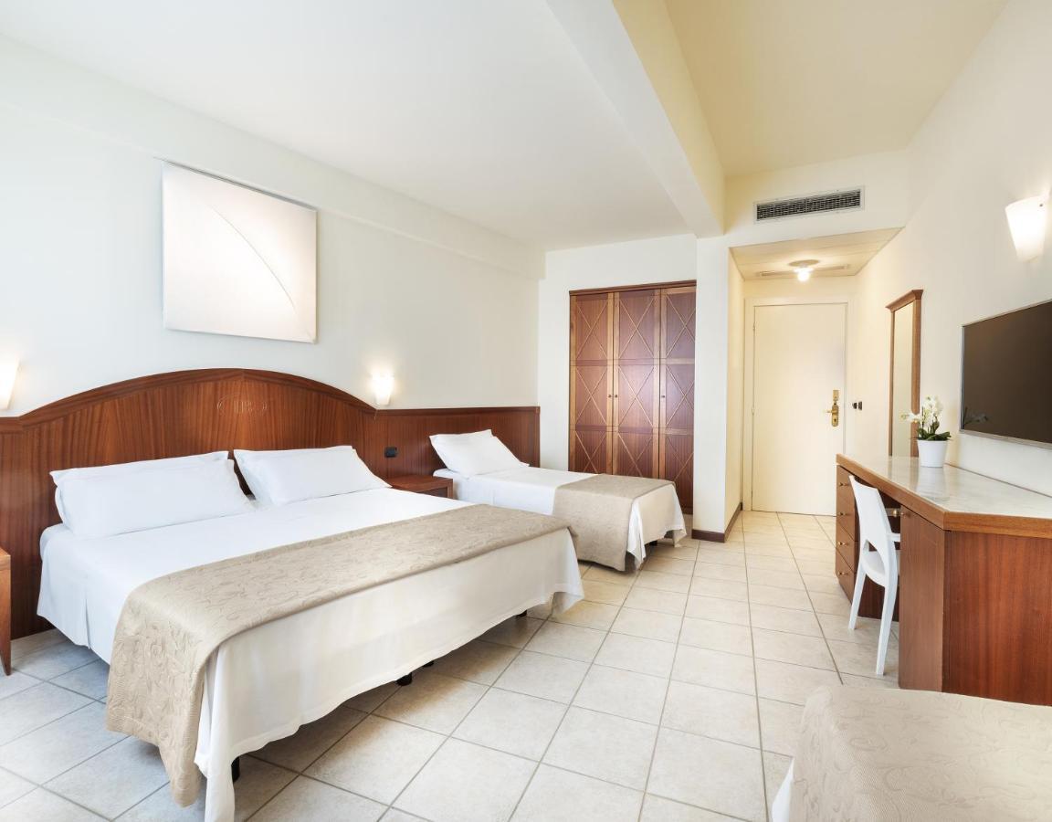 Hotel Bellevue Beach - Sul Mare Milano Marittima Ngoại thất bức ảnh