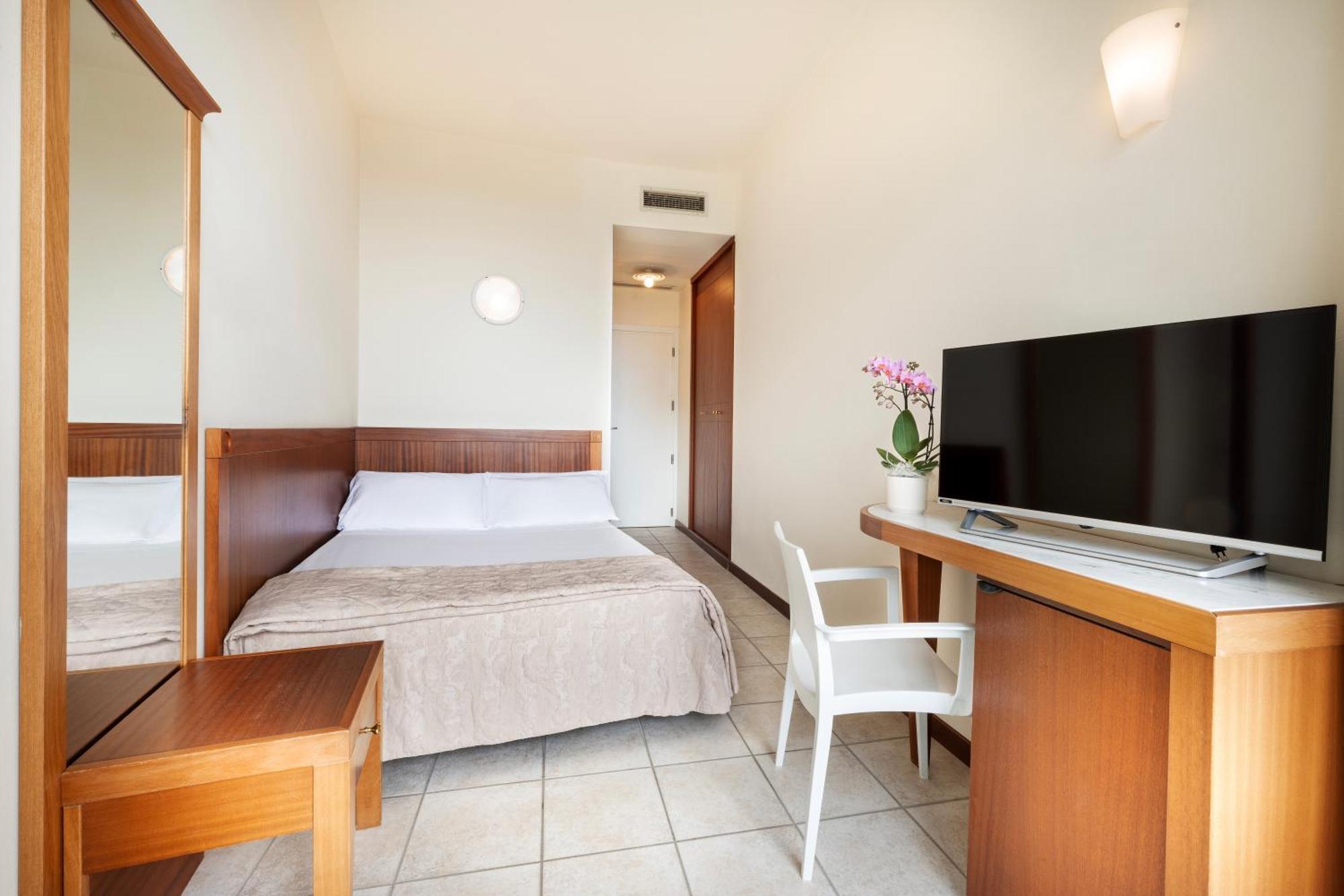 Hotel Bellevue Beach - Sul Mare Milano Marittima Ngoại thất bức ảnh
