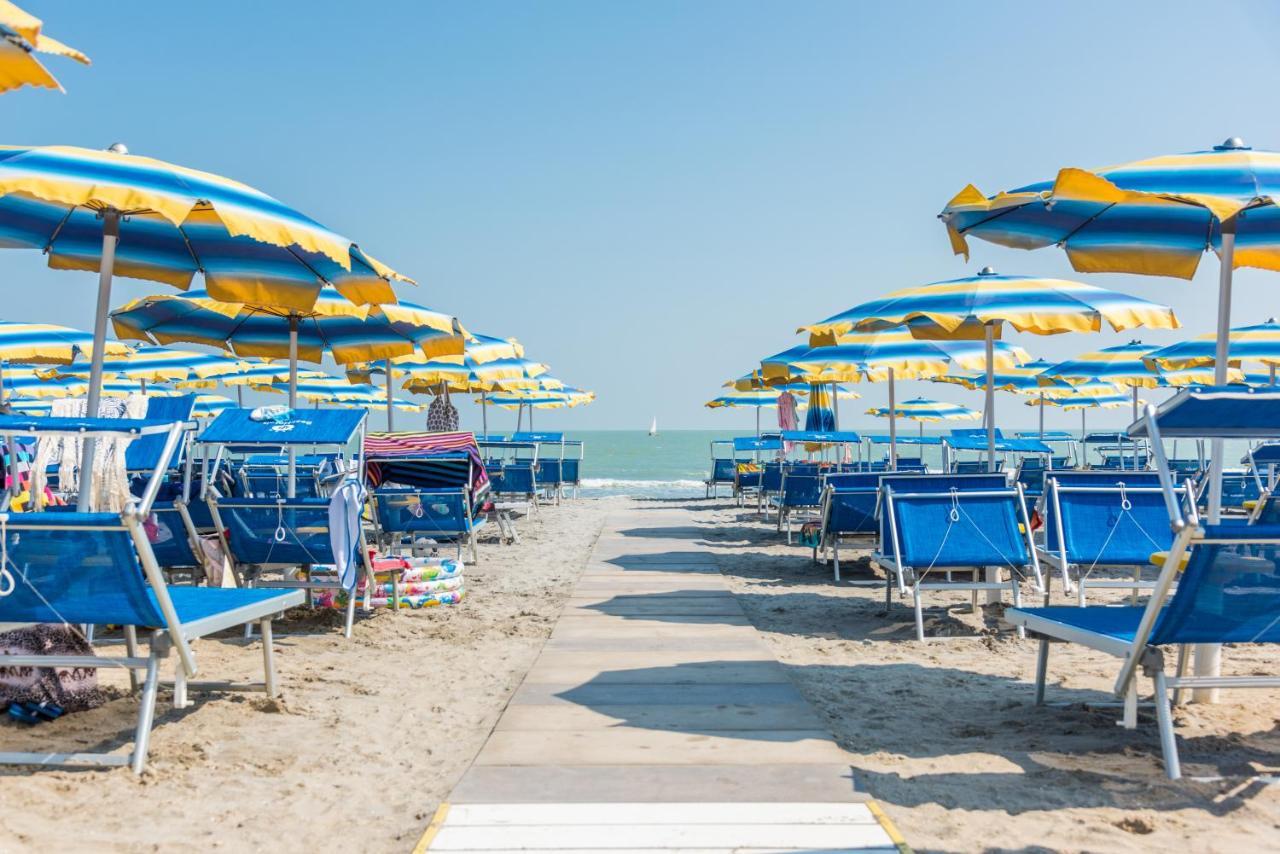 Hotel Bellevue Beach - Sul Mare Milano Marittima Ngoại thất bức ảnh