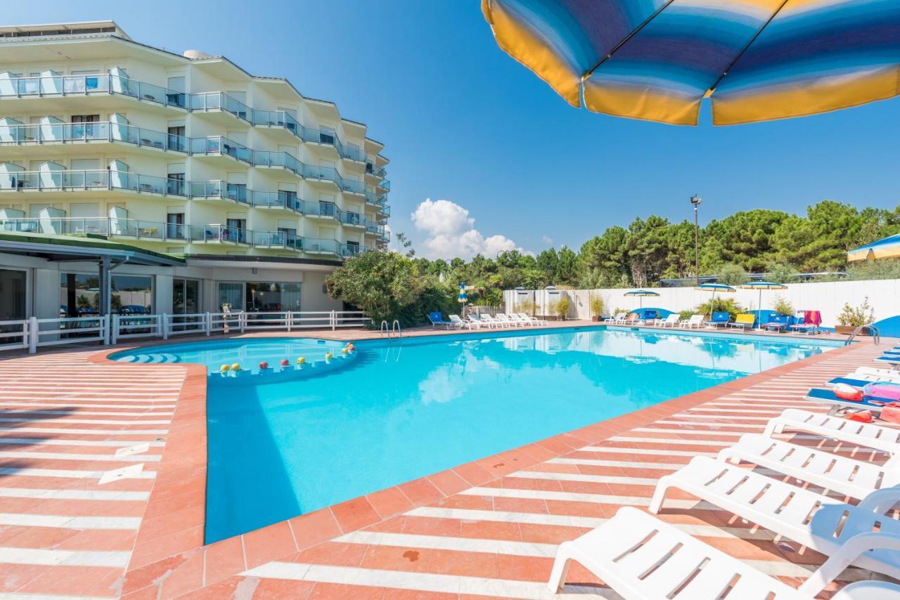 Hotel Bellevue Beach - Sul Mare Milano Marittima Ngoại thất bức ảnh